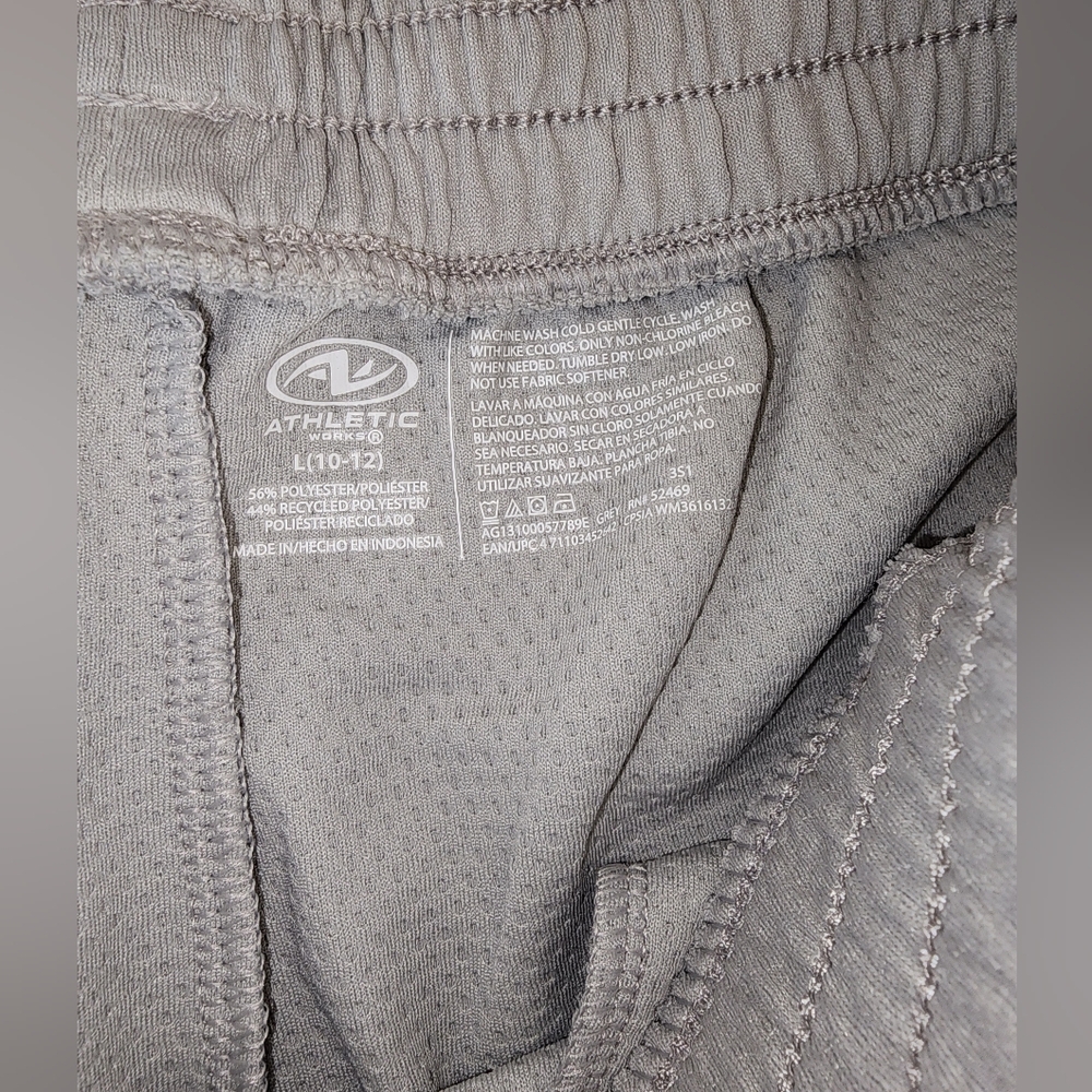 New Girls 10/12 Athletic Works Shorts - Picture 2 of 2